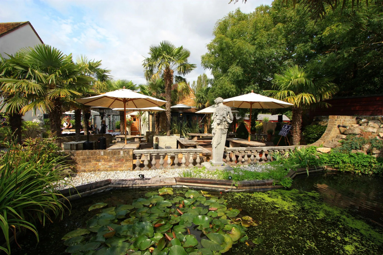 Crazy Bear Hotel-Stadhampton