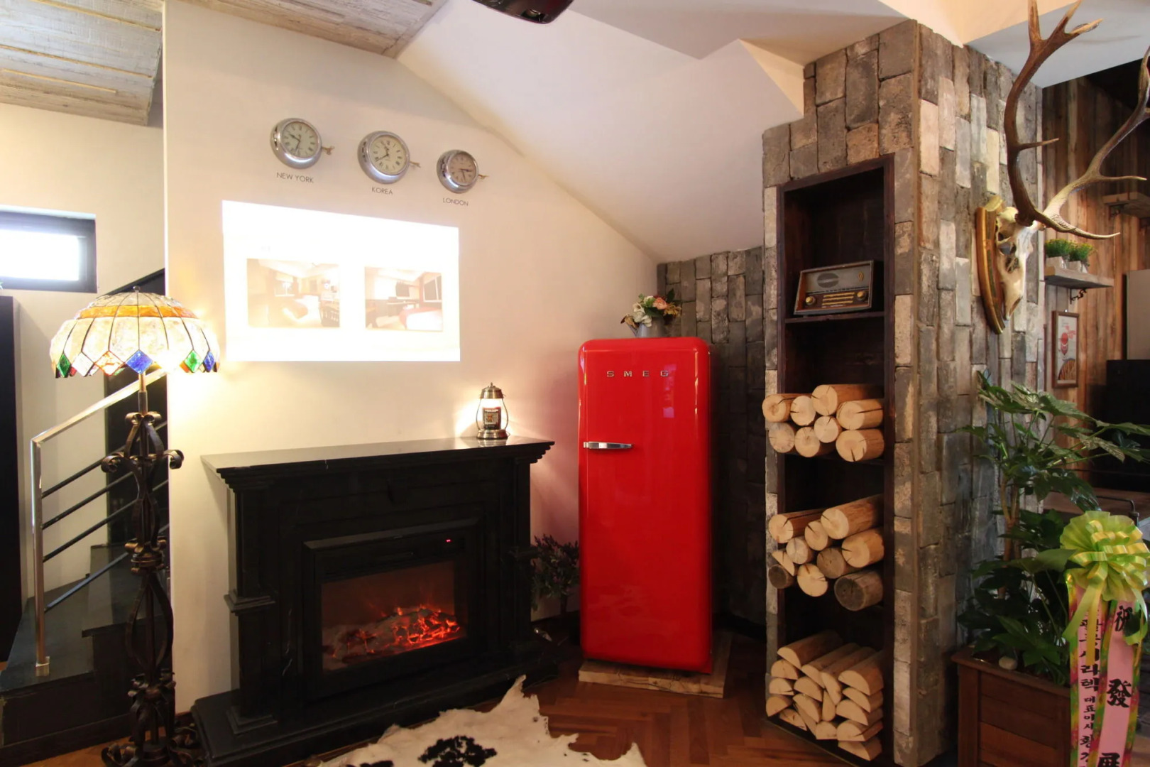 February Hotel Hwanggeum