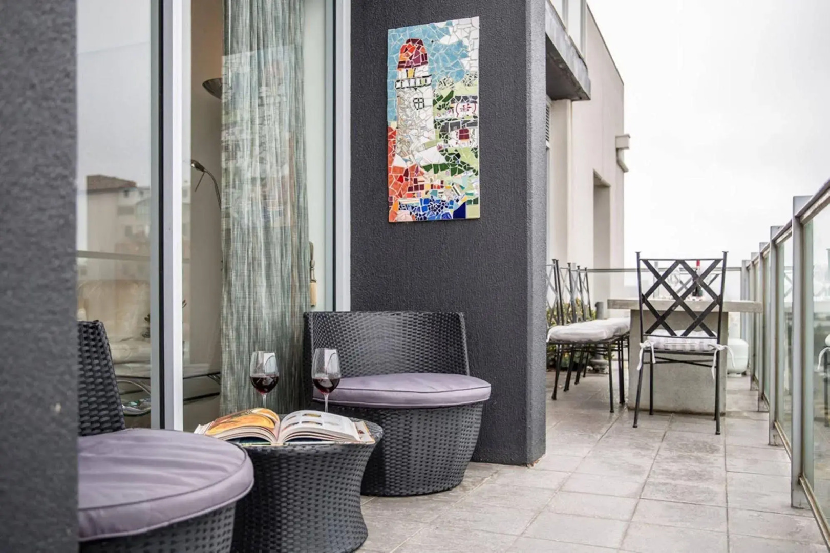 Port Melbourne Panorama - StayCentral