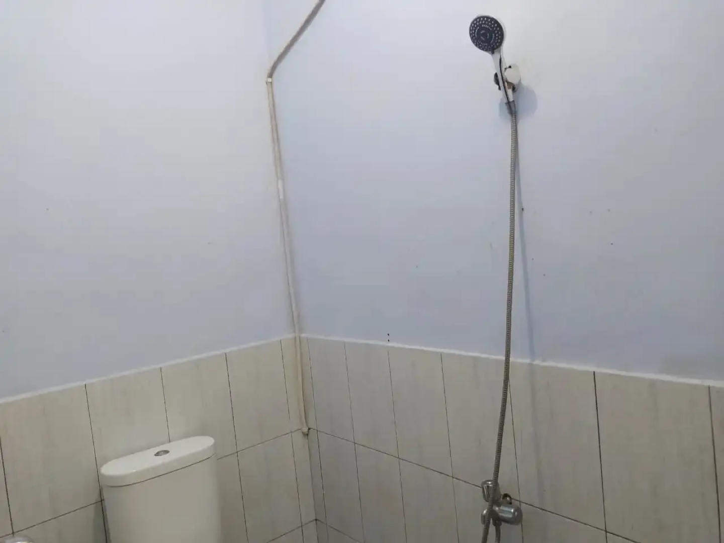 RedDoorz Syariah near Stasiun Pekalongan 3