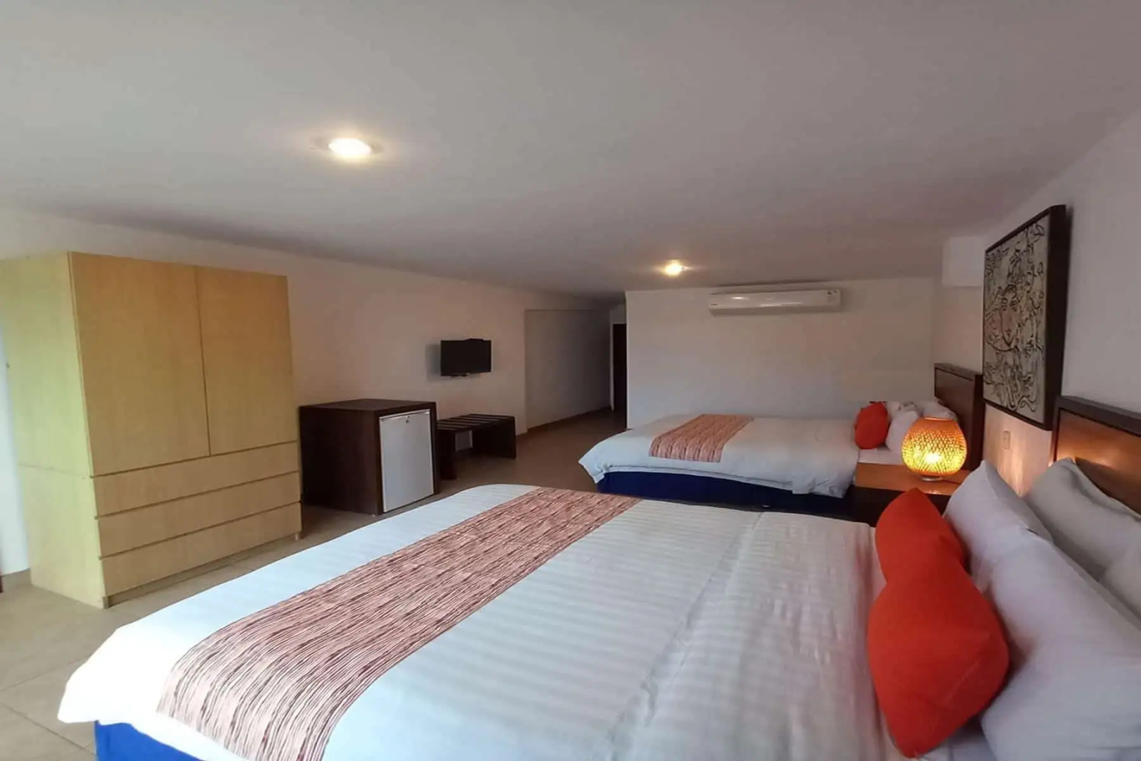 Howard Johnson by Wyndham Montanita