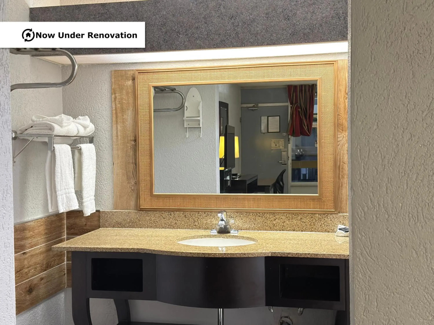 The Lodge Hotel and Banquets