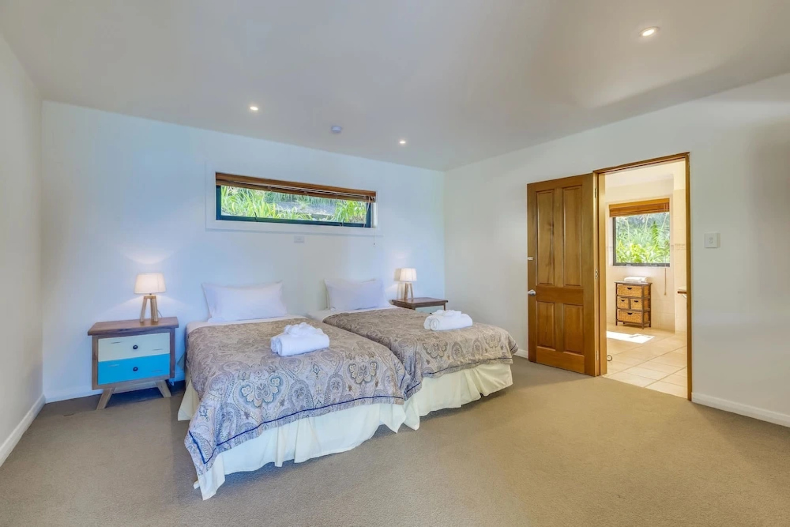 Absolute Beachfront Oneroa