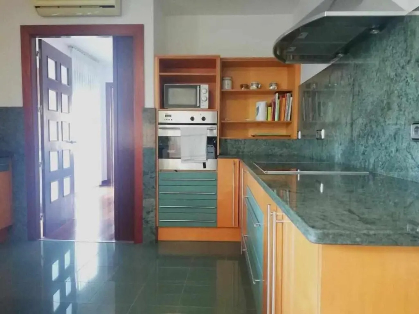 Mazi Apartments Colón