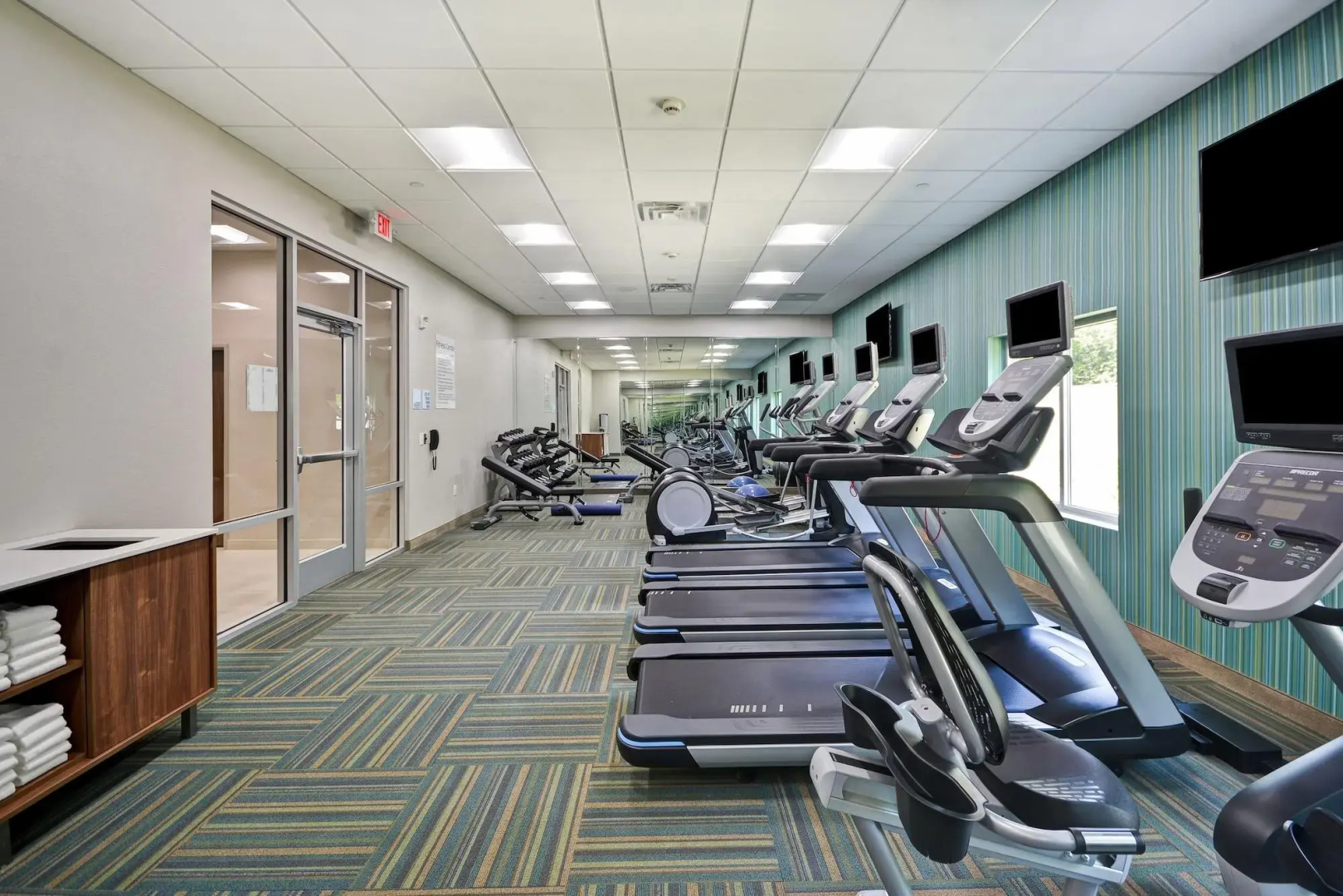 Holiday Inn Express & Suites Houston NASA - Boardwalk Area by IHG