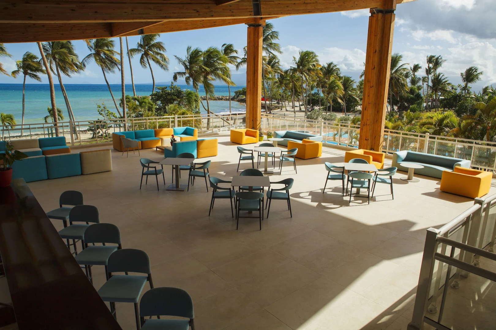 Hotel Arawak Beach Resort