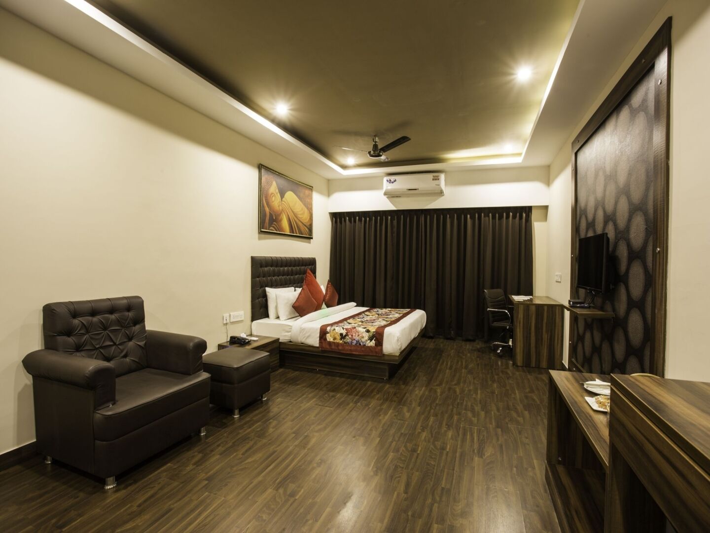 Mount Milestone Hotel and Banquets