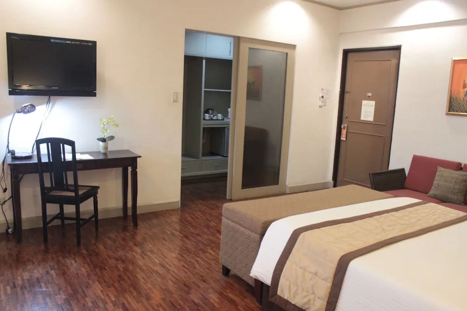 Casa Pura Inn and Suites