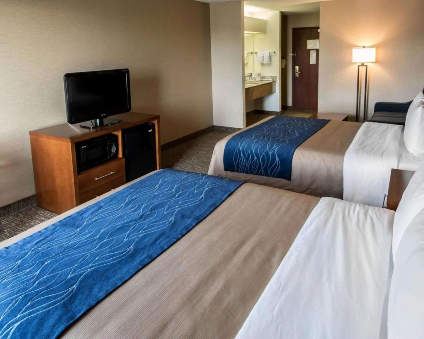 Comfort Inn Crystal Lake - Algonquin