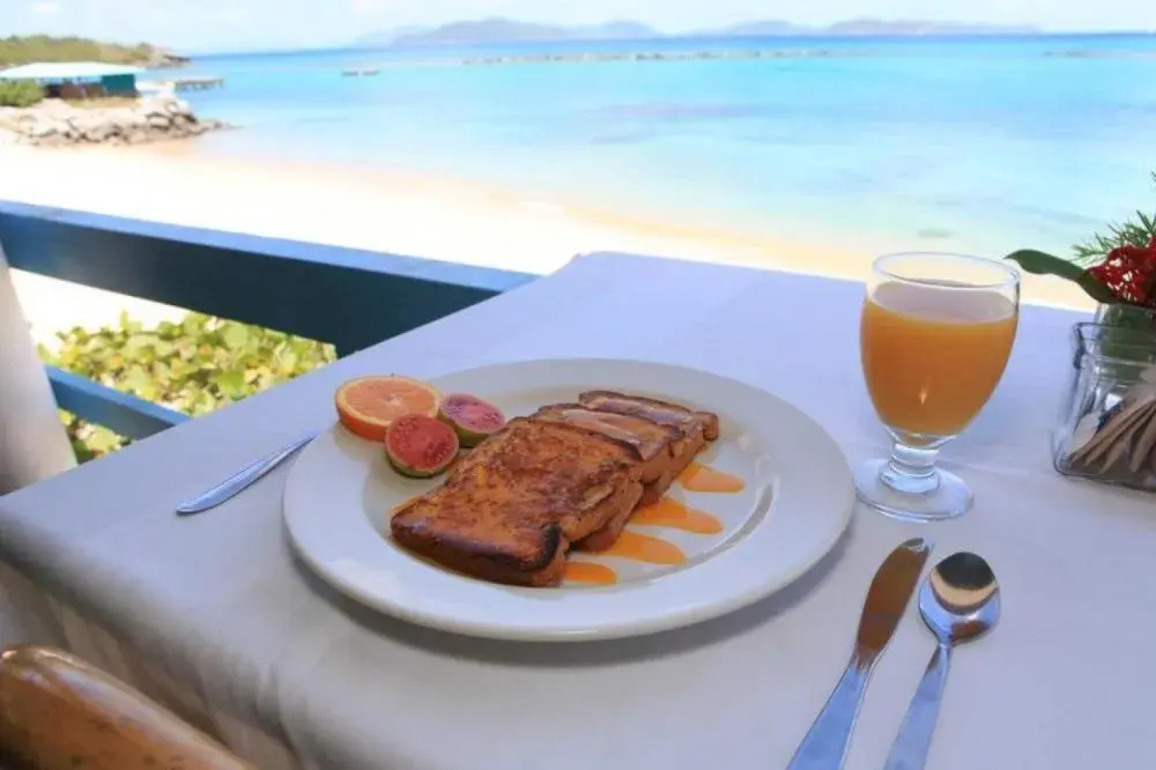 Fischer'S Cove Beach Hotel & Restaurant