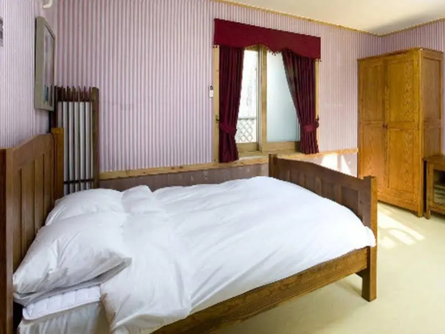 Taean Pinocchio Pension