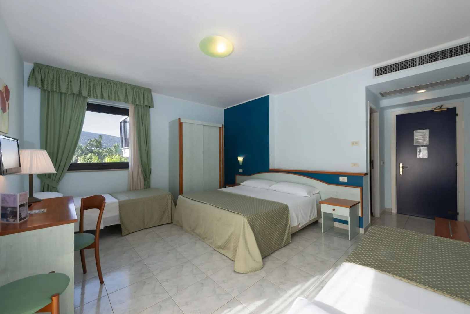 Atlantis Palace Hotel