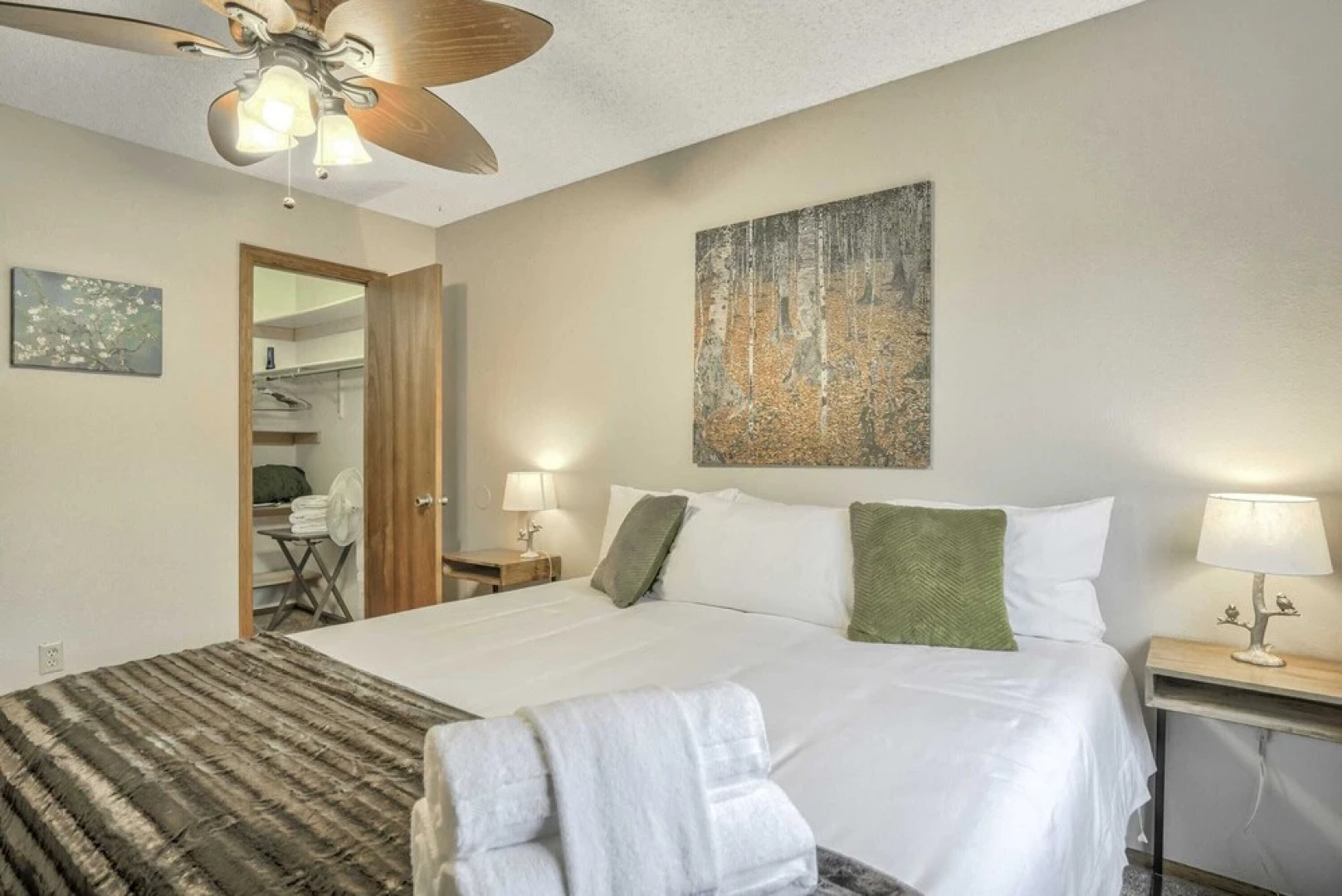 3brmountains & Hot Tubbring The Family