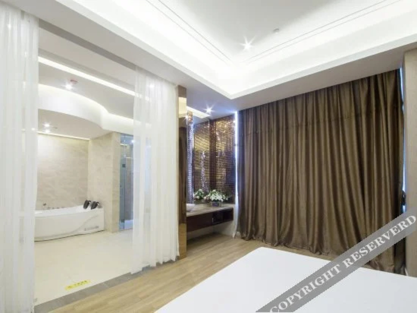 Zhangjiajie World Water Four Seasons International Hotel