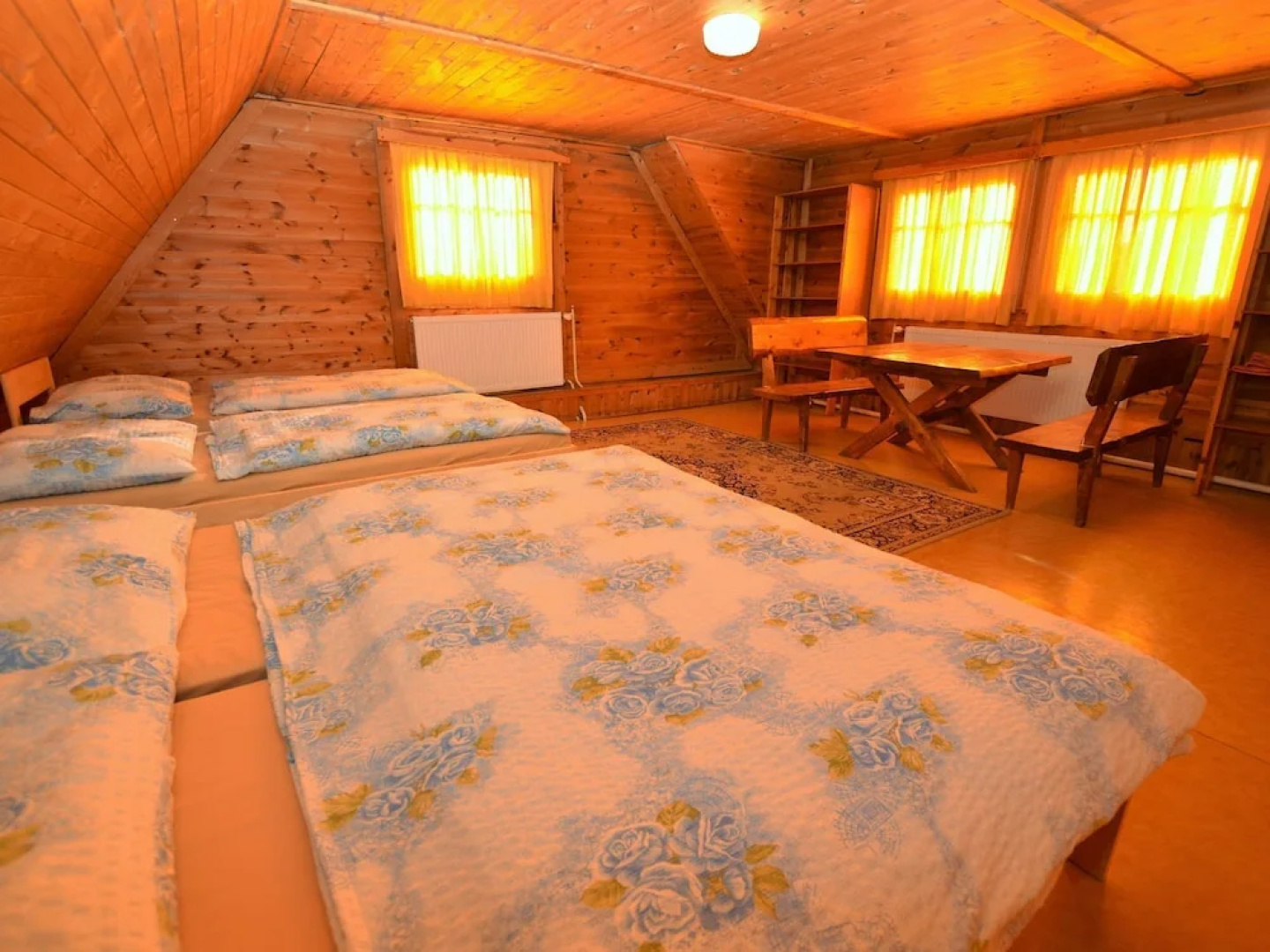 Authentic Log Cabin With Fireplace Only 300M To The Ski Slope Unobstructed View