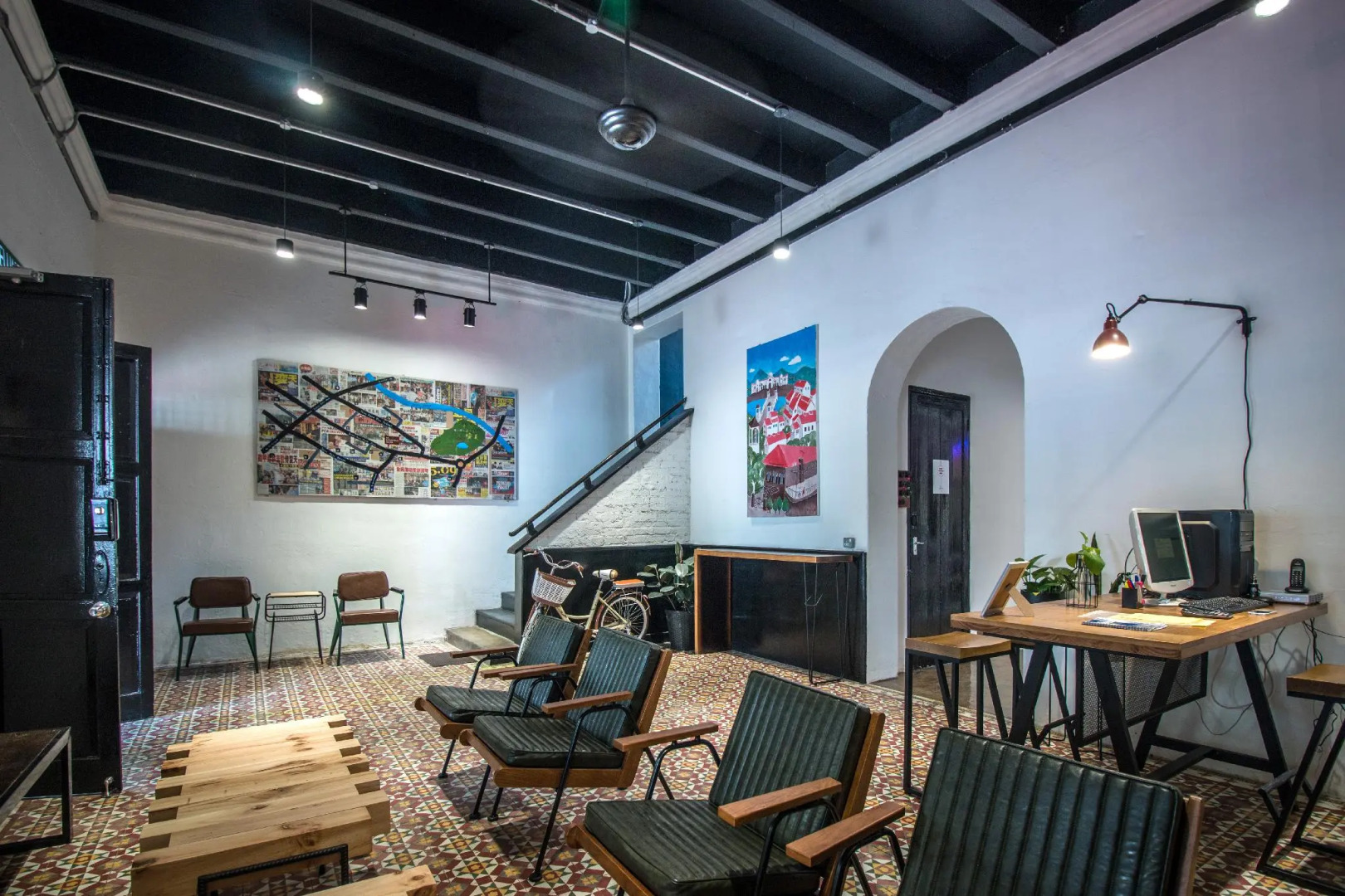 The Brownstone Hostel & Space