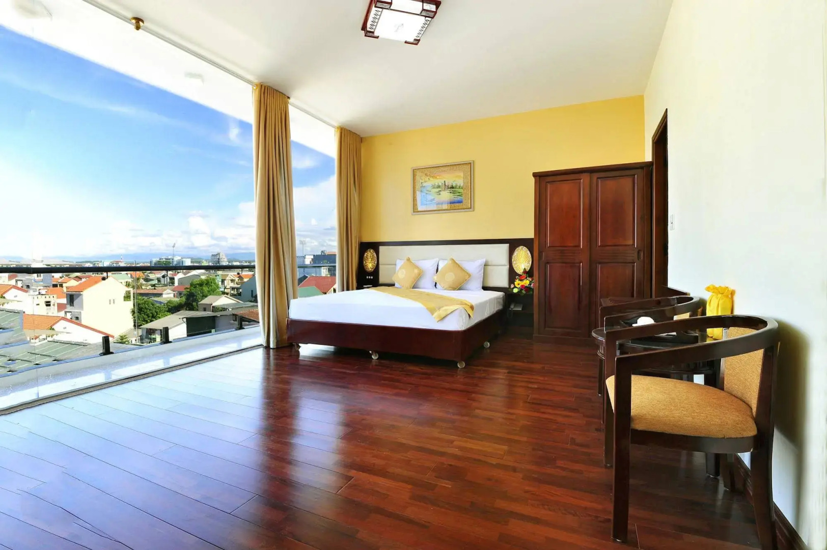 Thanh Lich Hue Hotel