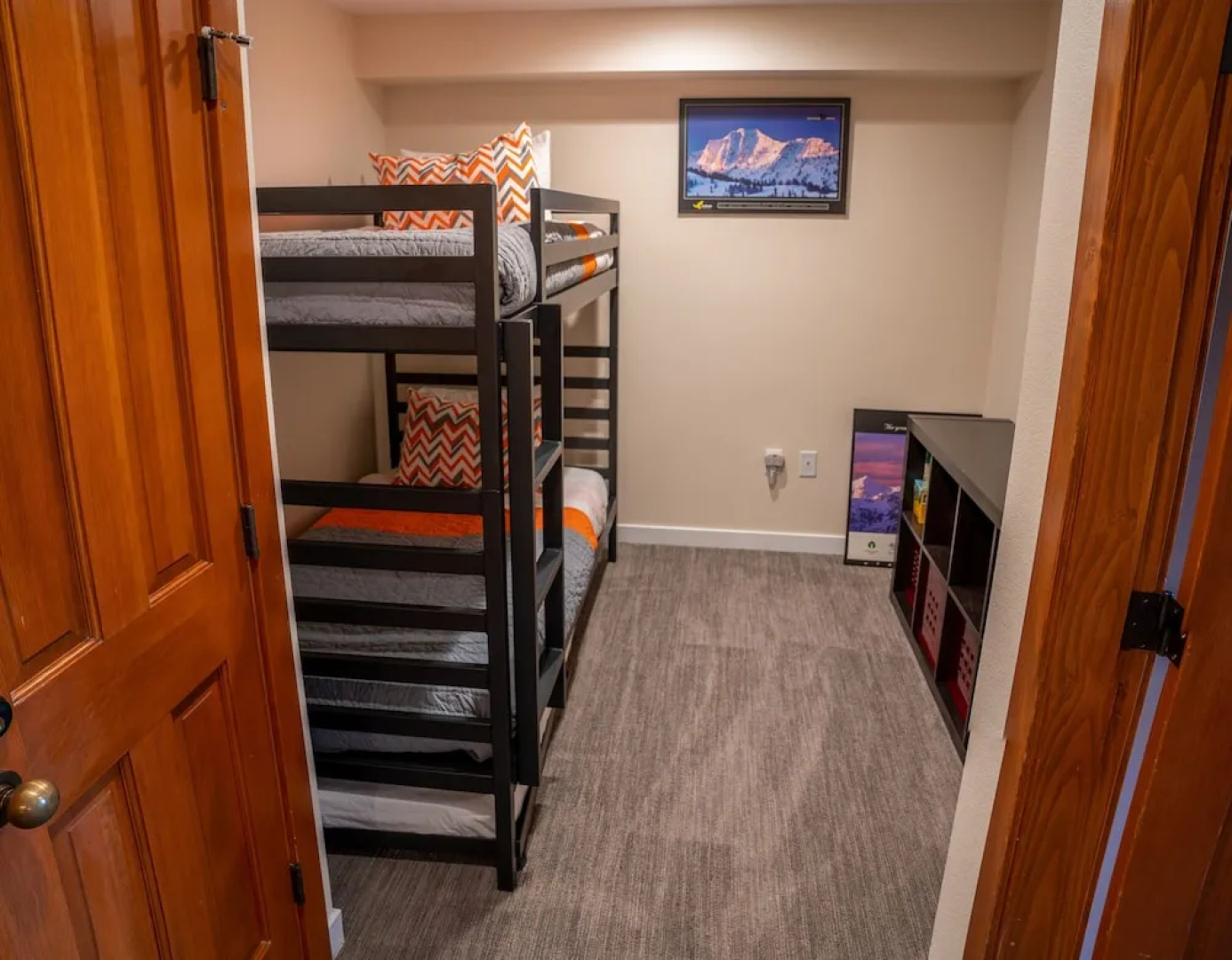 3315 - One Bedroom + Den Deluxe Powderhorn Lodge 1 Condo by RedAwning