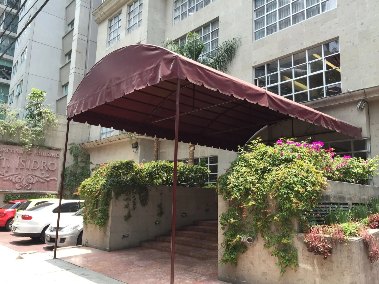 St Isidro Suites Corporate Housing SPA & Wellness Center