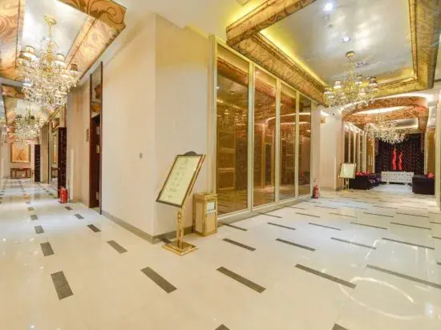 Jincheng Yuehai International Hotel