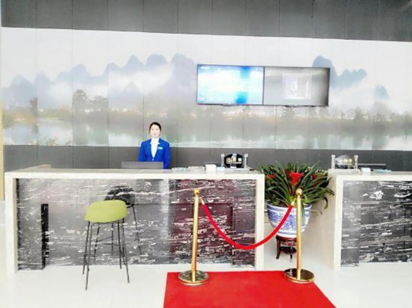 Xincun Holiday Hotel