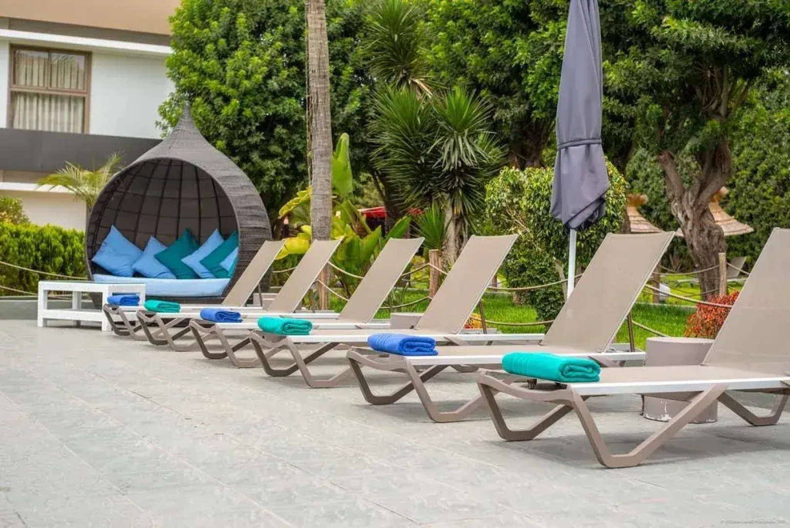 Mabrouk Hotel And Suites