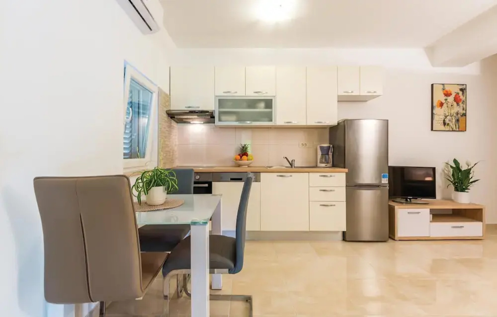 Amazing Home in Kastel Sucurac With Wifi and 2 Bedrooms