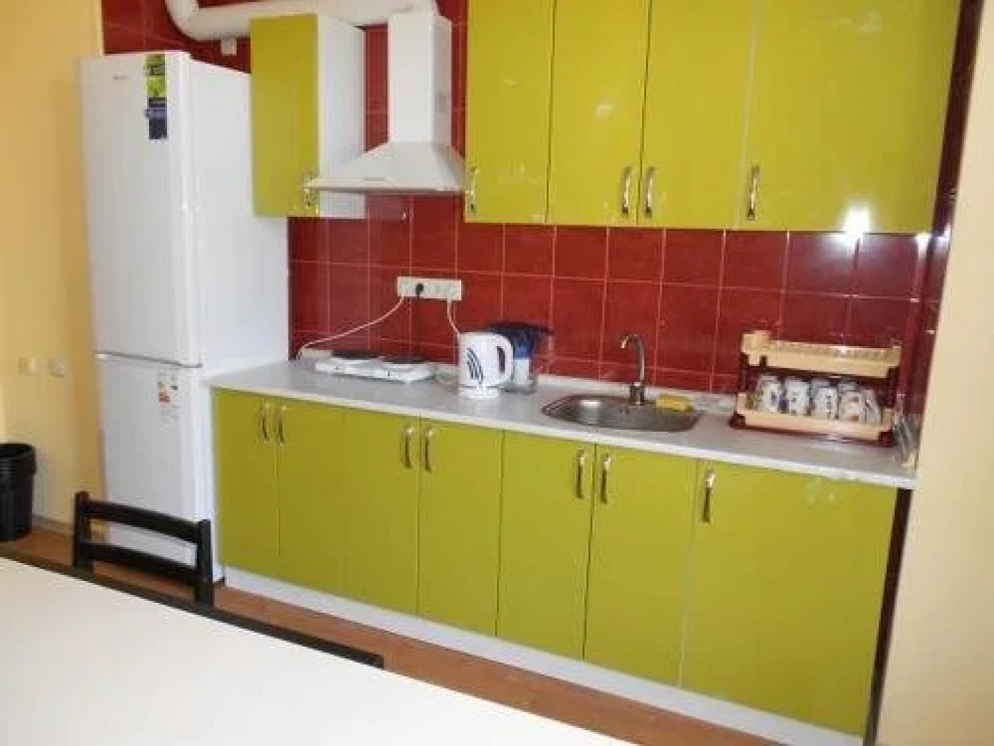 2 комнатная у моря, пляж Отрада, центр города, институт Филатова, ЖД вокзал