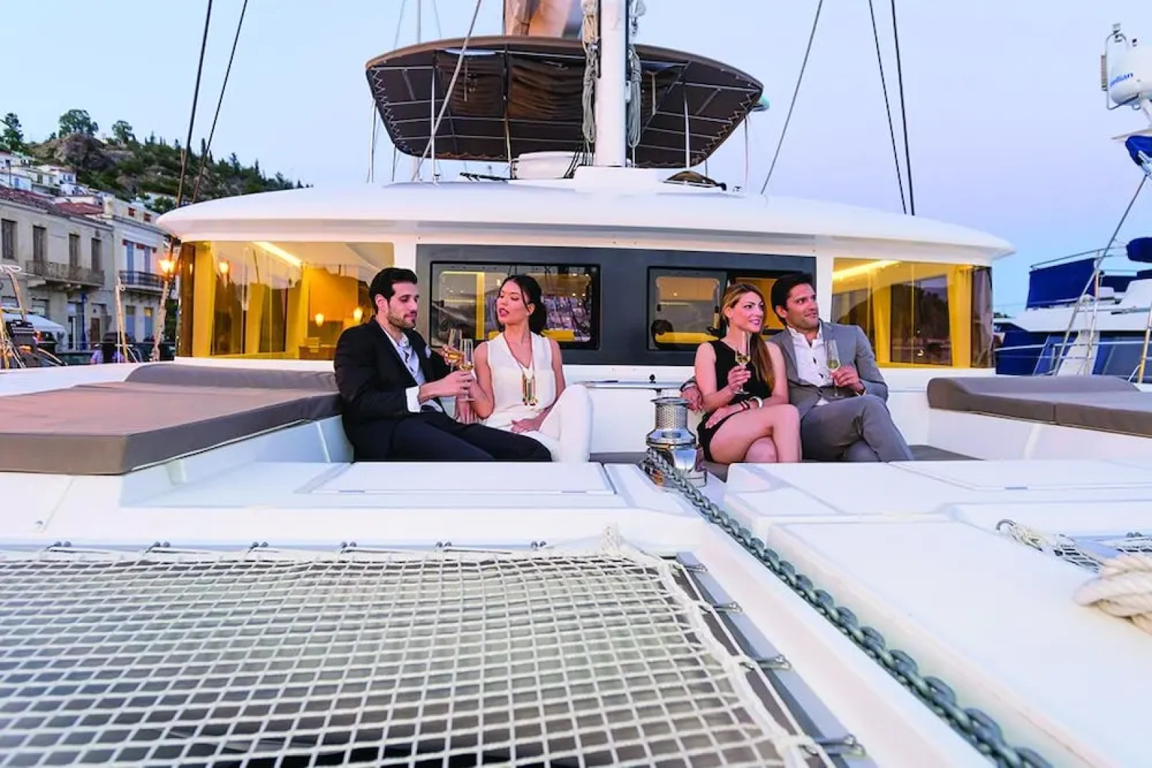 Catamarano Mauticat Boat & Breakfast