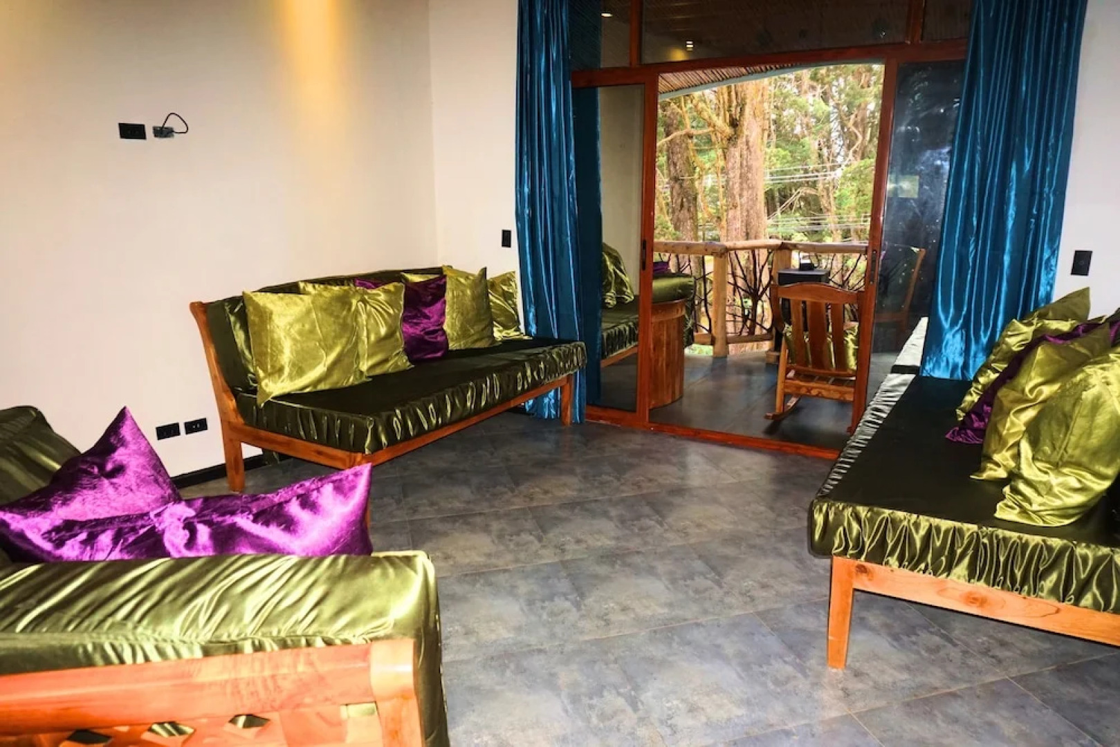 Holiday Guest House With Spa