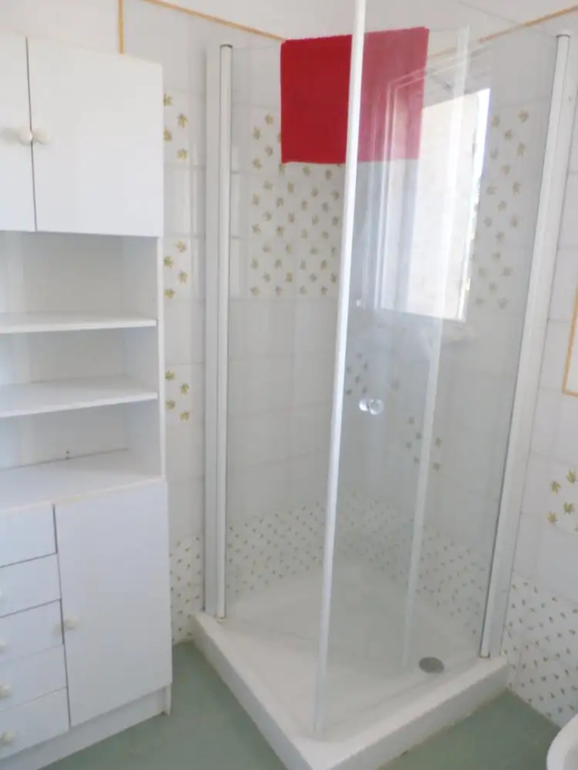 Villa With 3 Bedrooms in La Tour-d'aigues, With Private Pool, Furnished Garden and Wifi