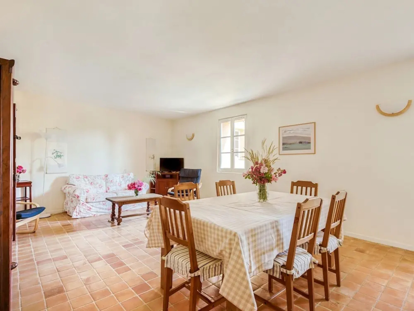 The Awning Housecosy Holiday Home in Rustrel With Swimming Pool