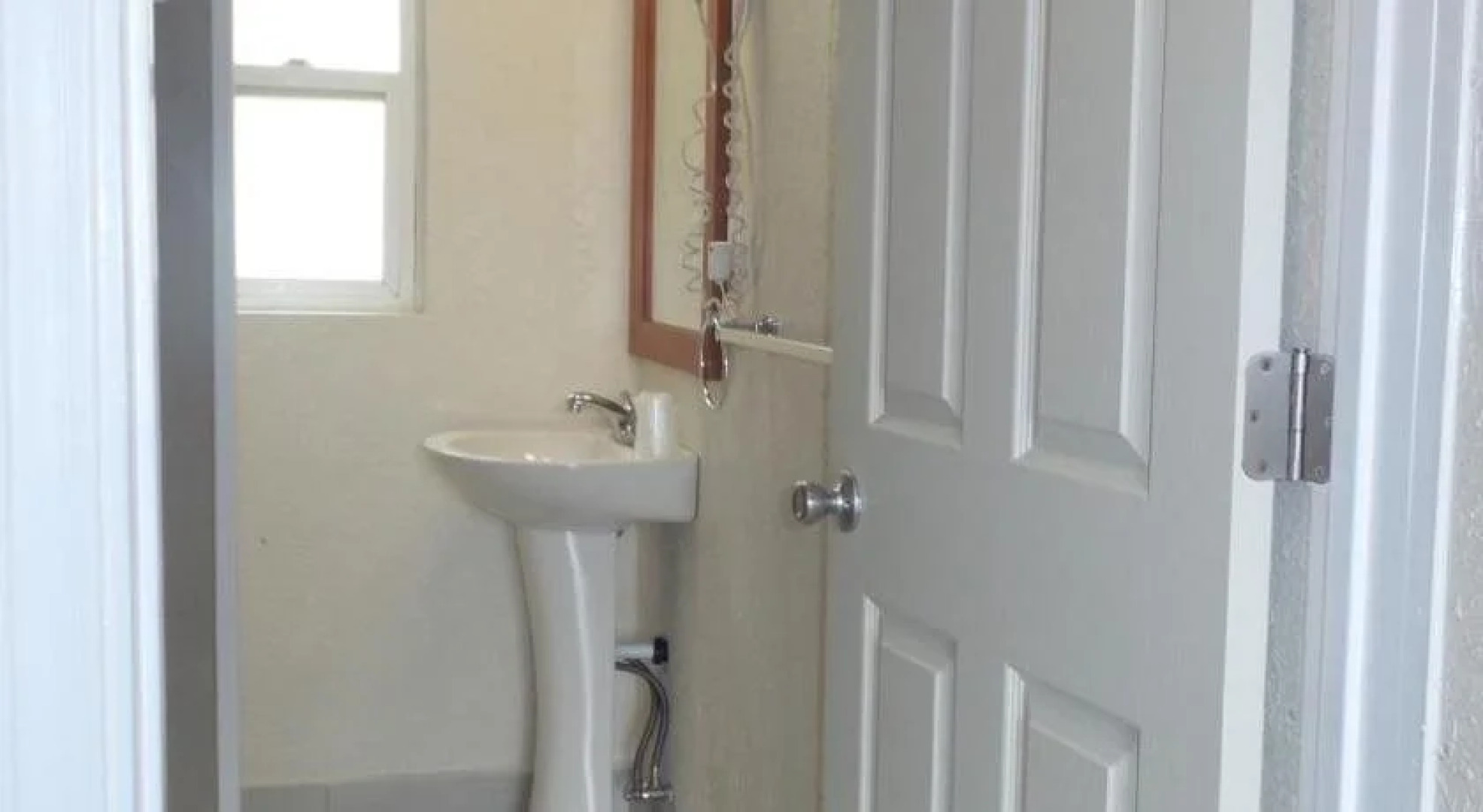 Del Rancho Motel By Townhouse Portland OR Hwy 205