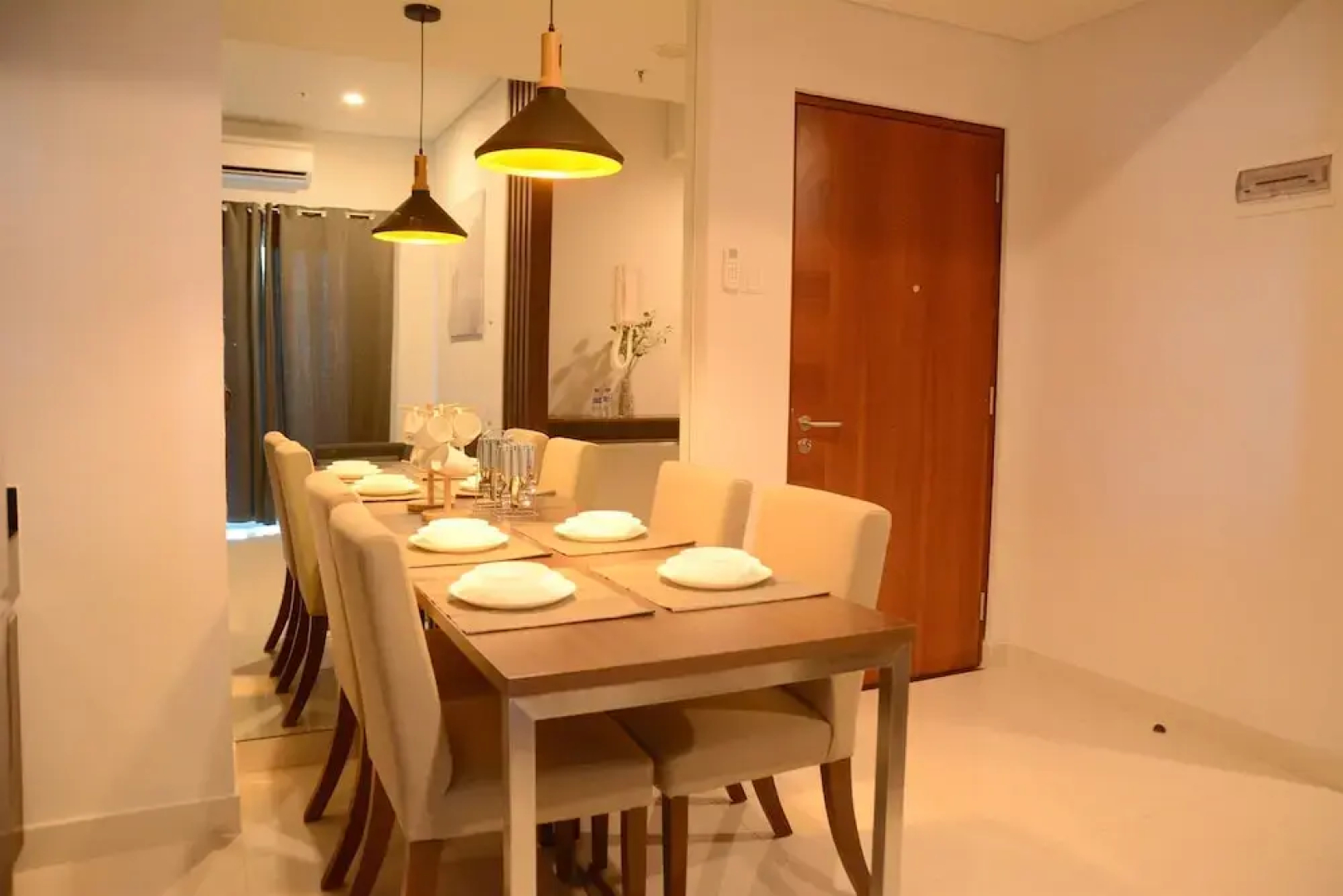 Luxury 2BR Roseville Soho & Suite Apartment near ICE BSD