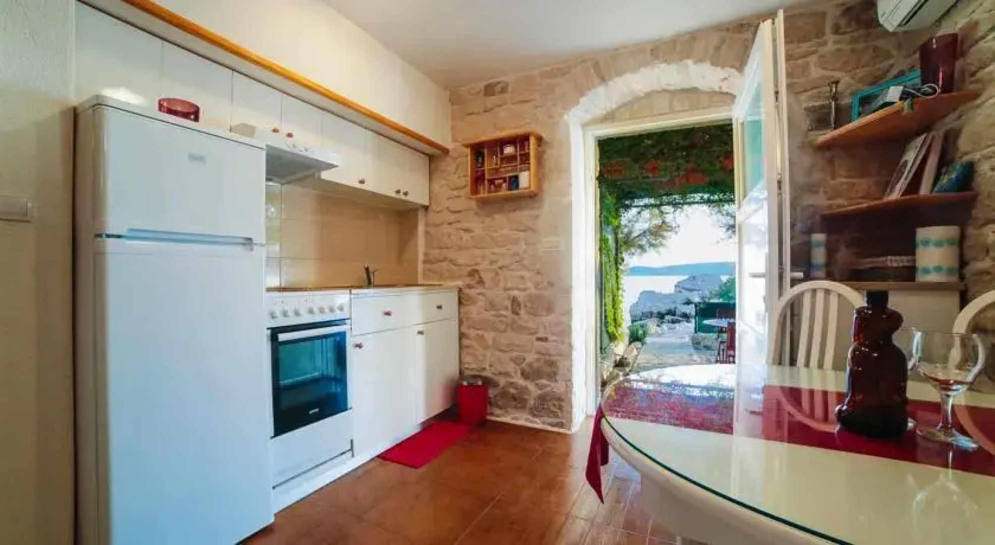 Beachfront Apartment In Dalmatia