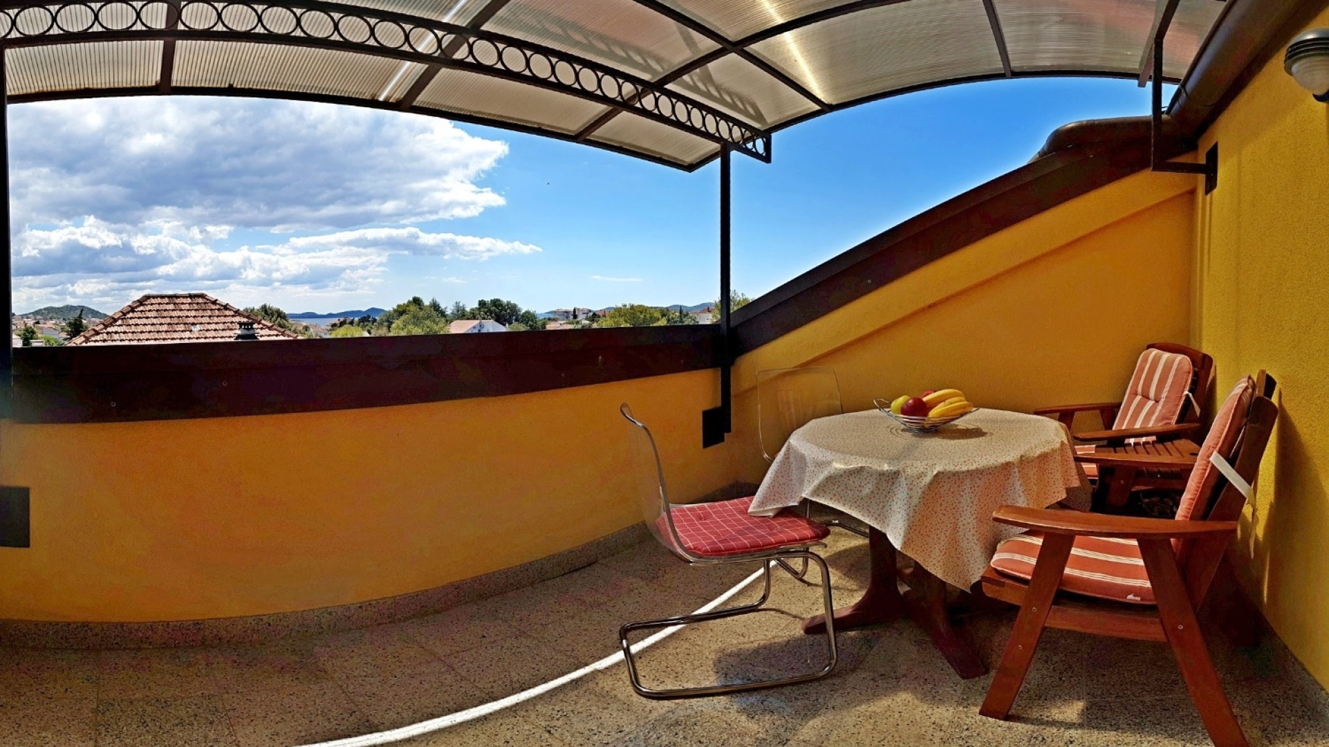 Apartment Amalia - family friendly with parking: A3 Ariela Pakostane, Riviera Biograd