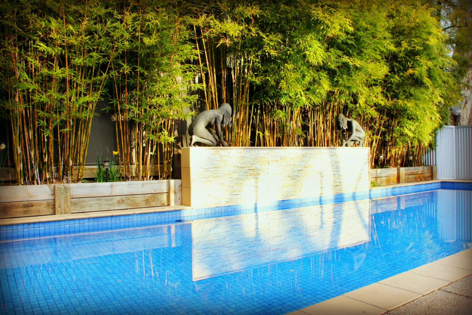 CocknBull Boutique Hotel