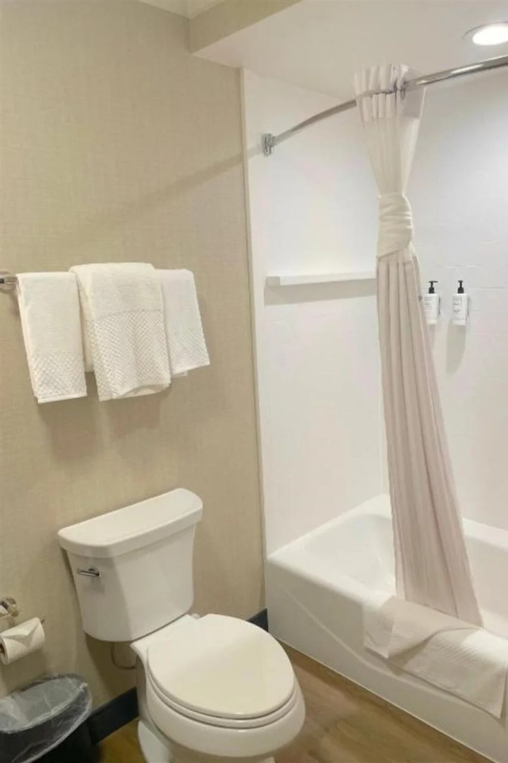 Hotel NoBo Cascade, Tapestry Collection by Hilton