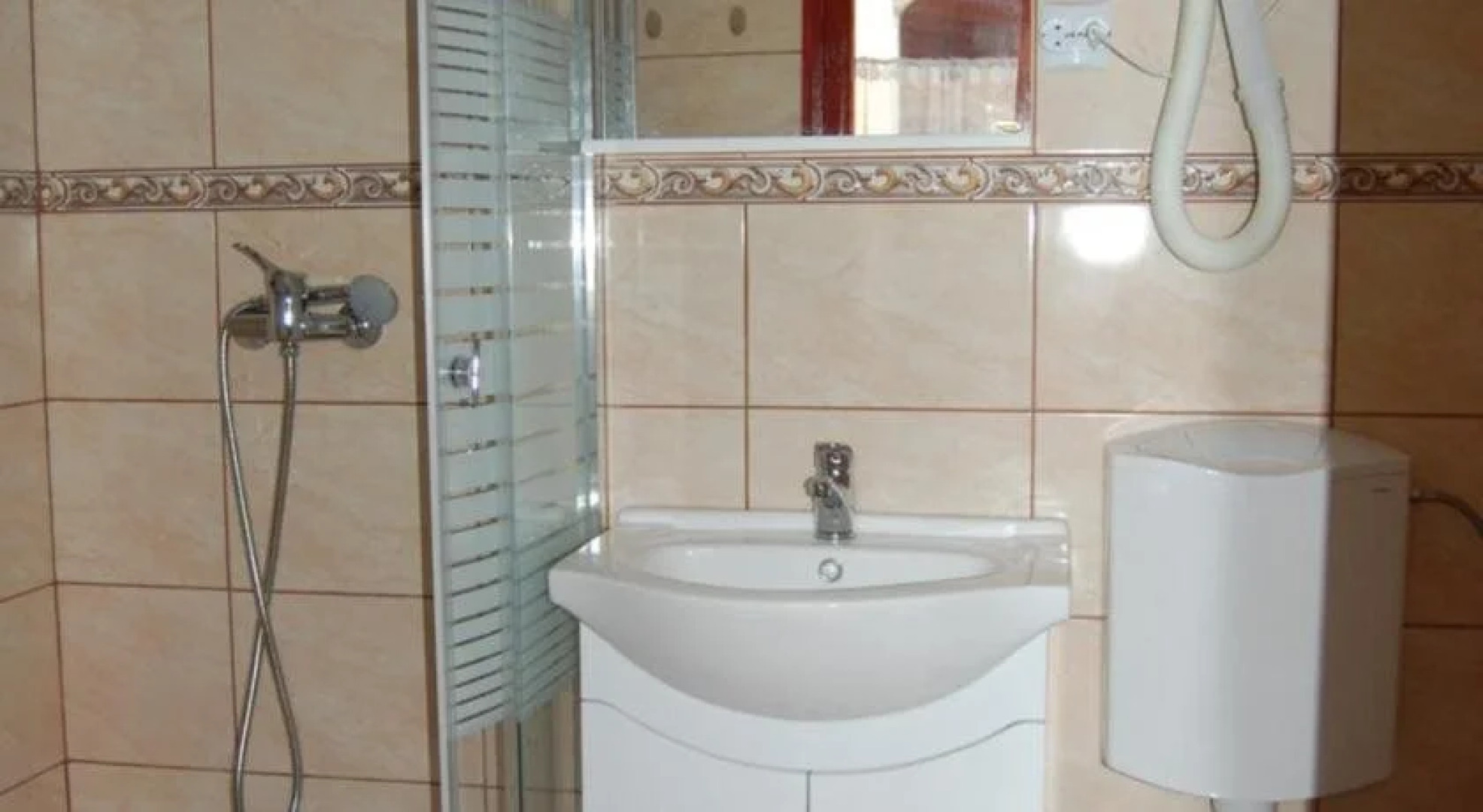 Zch Klra Utcai Apartman