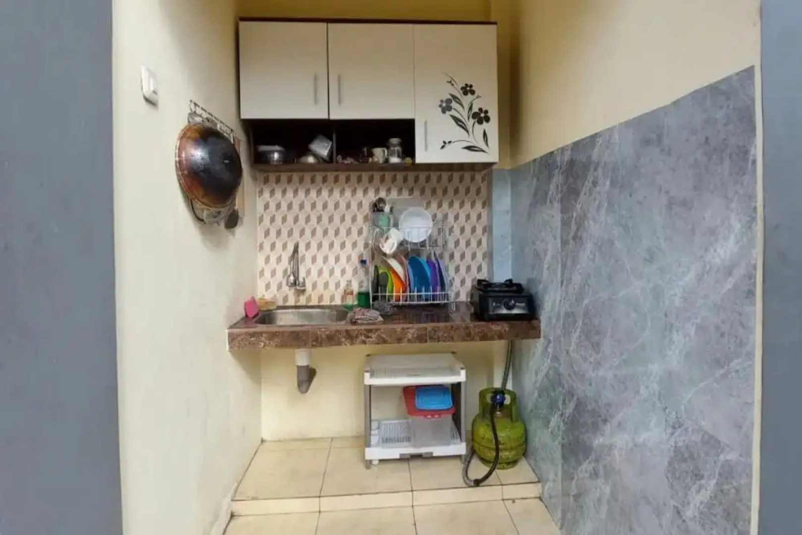 OYO Life 93525 Griya Wafira Trenggalek Syariah