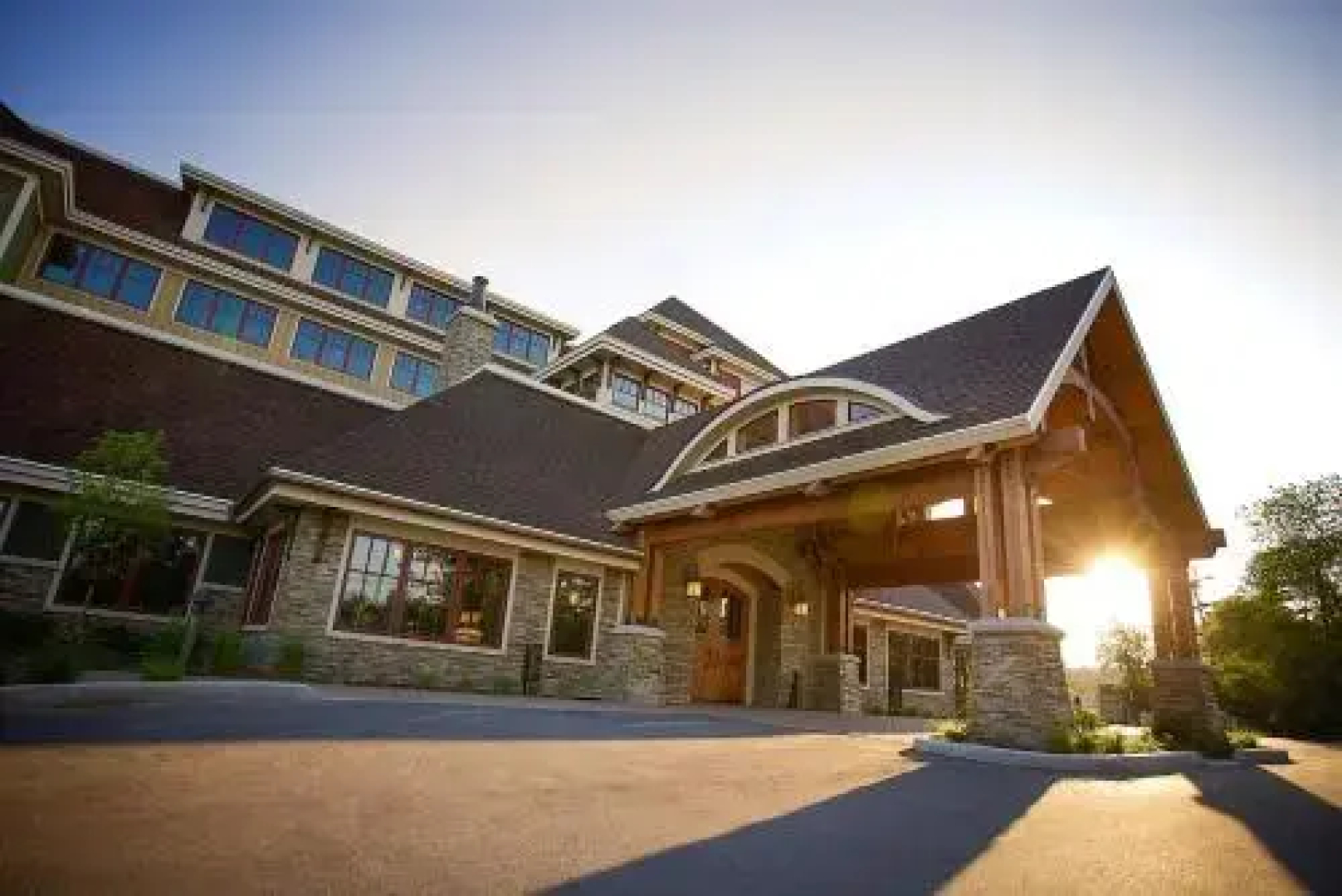 Tamarack Lodge
