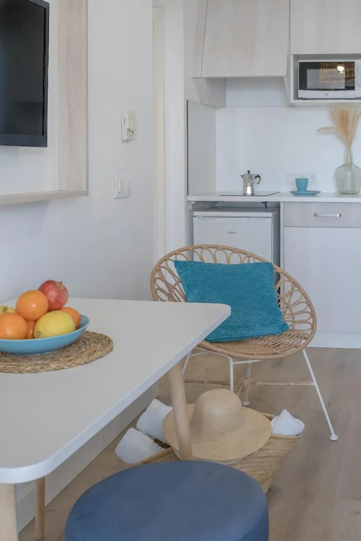 Fergus Club Carema Splash