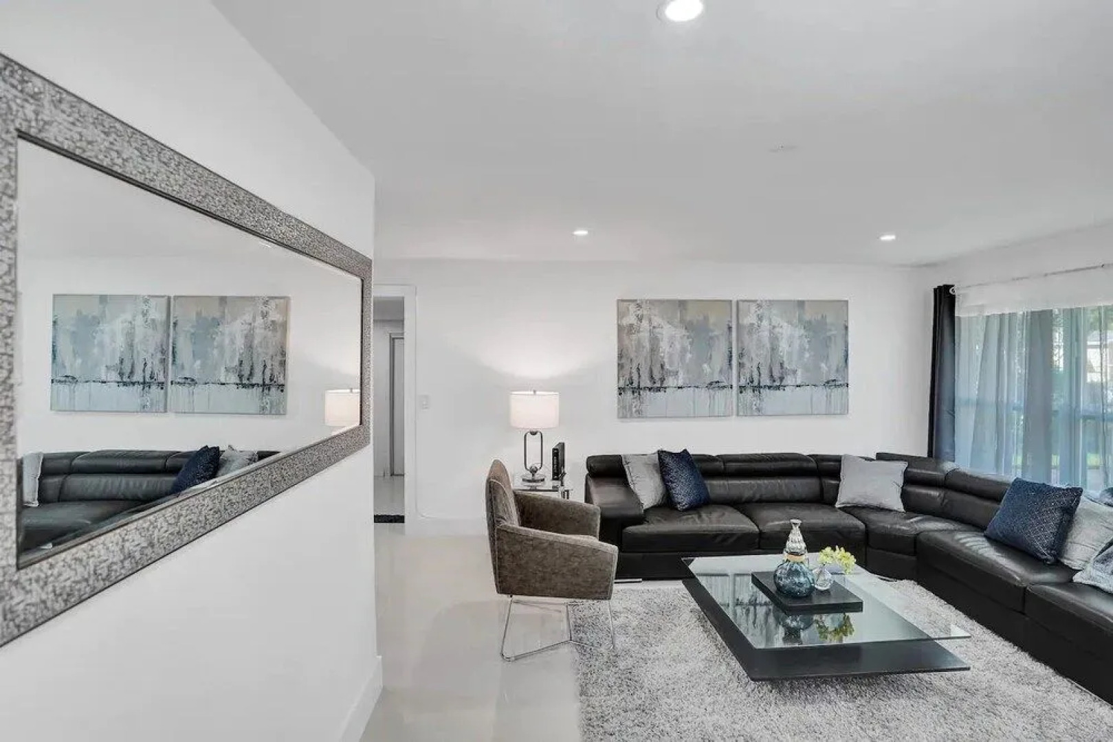 Newly Renovated 3BR Home with Hot tub