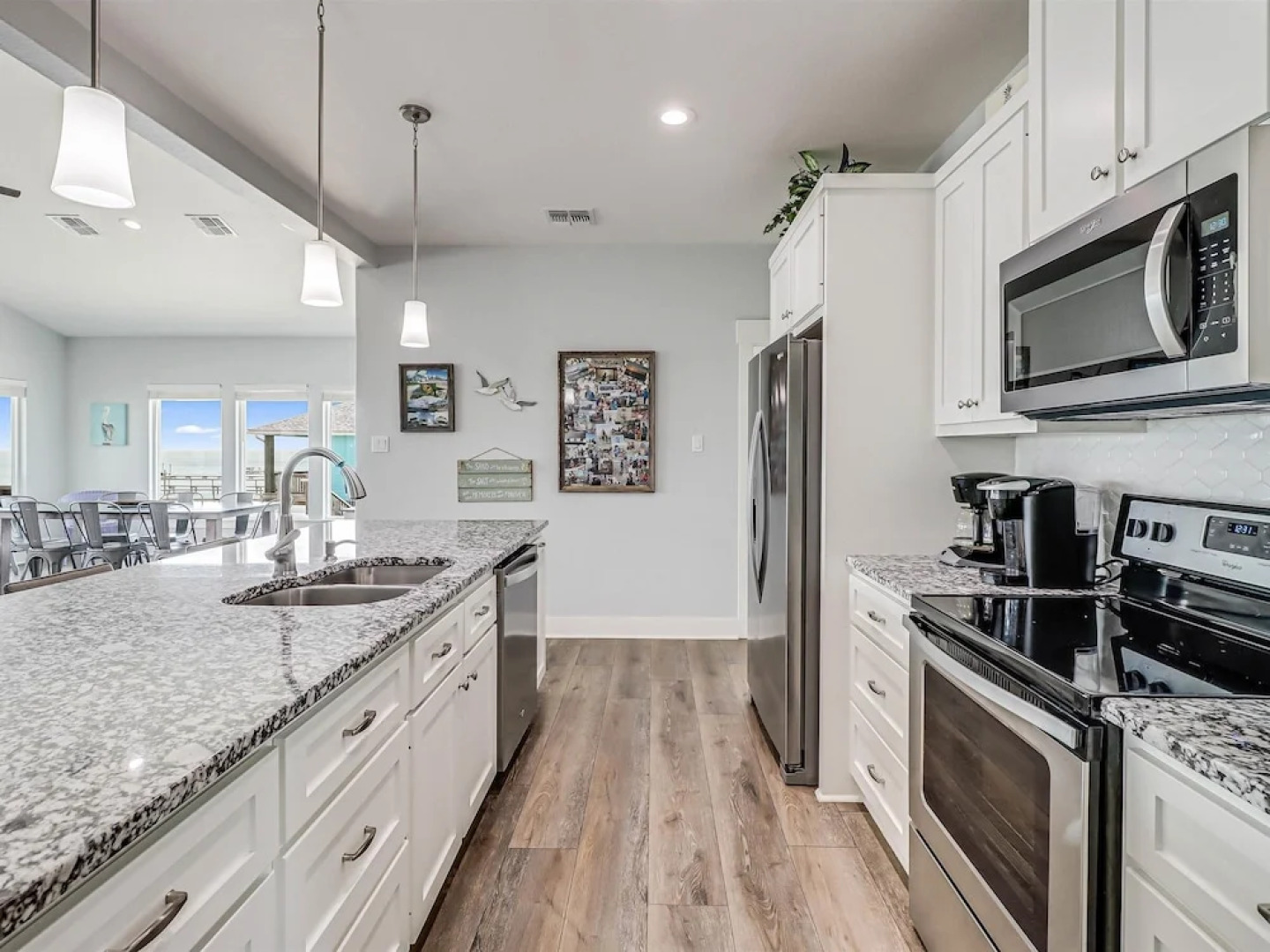 Copano Hooked 4 Bedroom Home by RedAwning