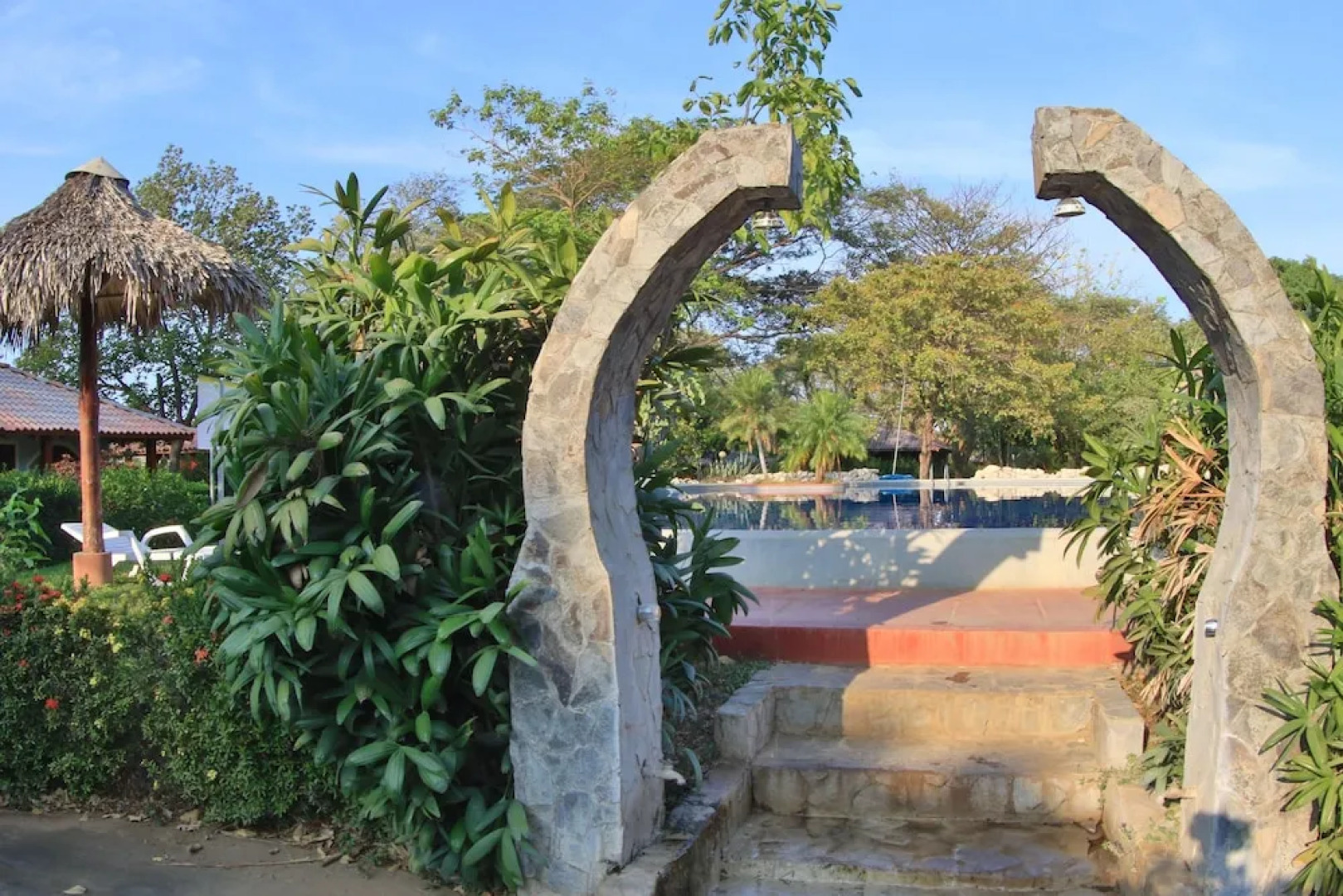 Charming 2 Bdrm Tuscany-style Villa