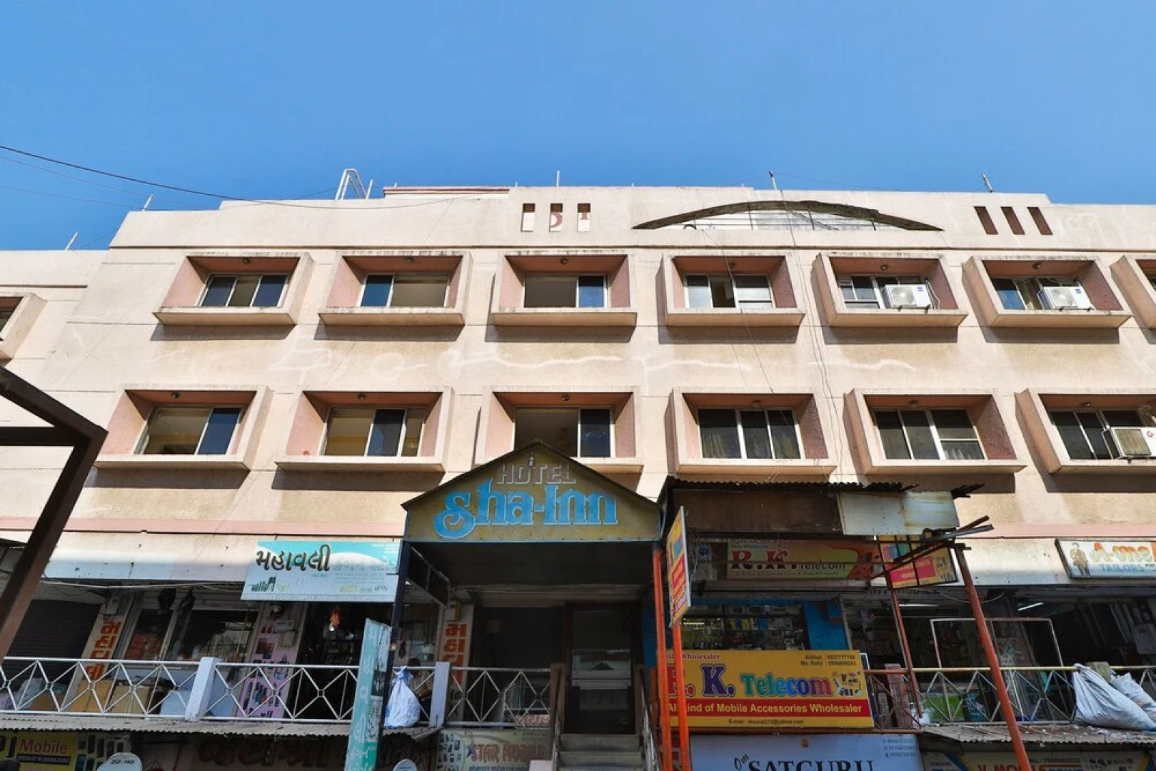 Oyo 30296 Hotel Sha-Inn