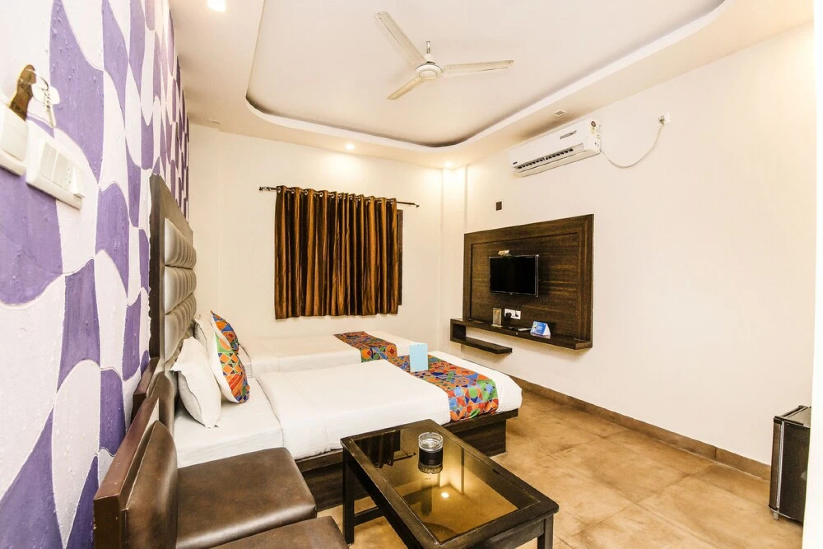 De Sivalika Howrah by FabHotel