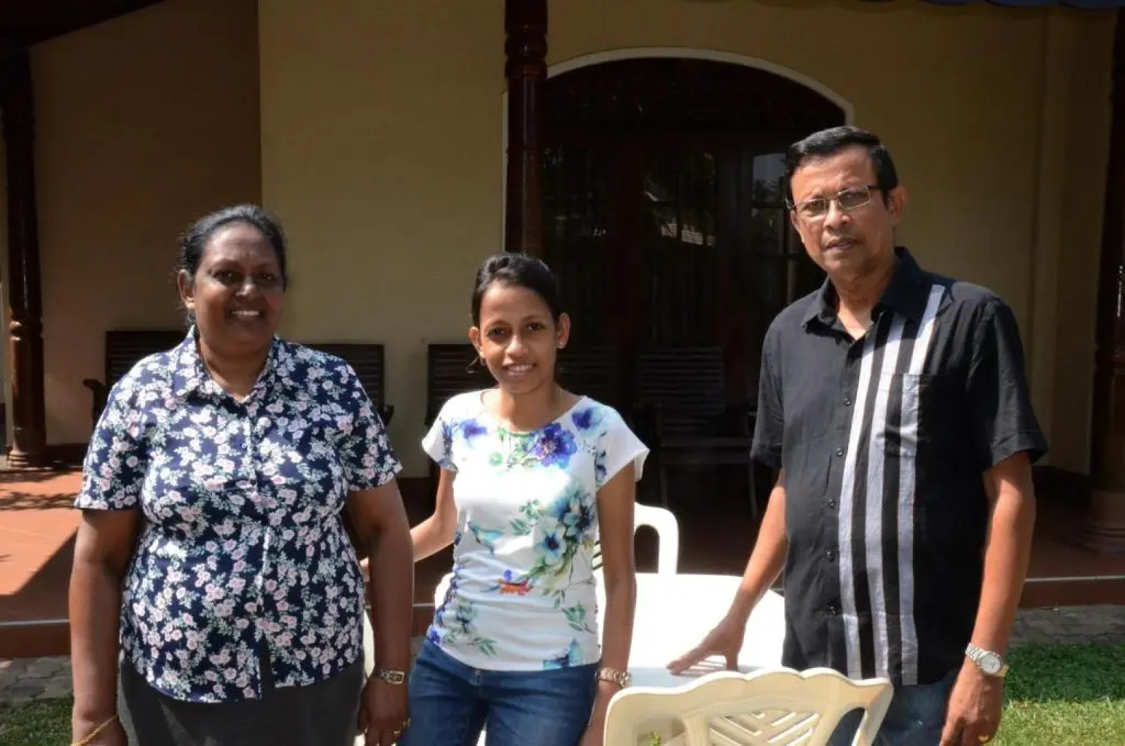 Gondolas Holiday Lanka