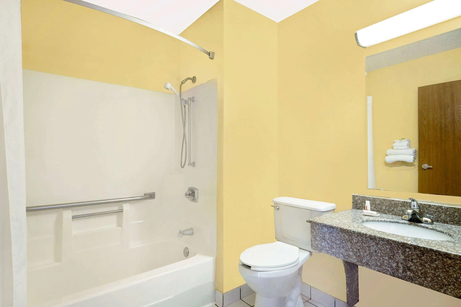 Super 8 by Wyndham Muncie/Ball St. College Area