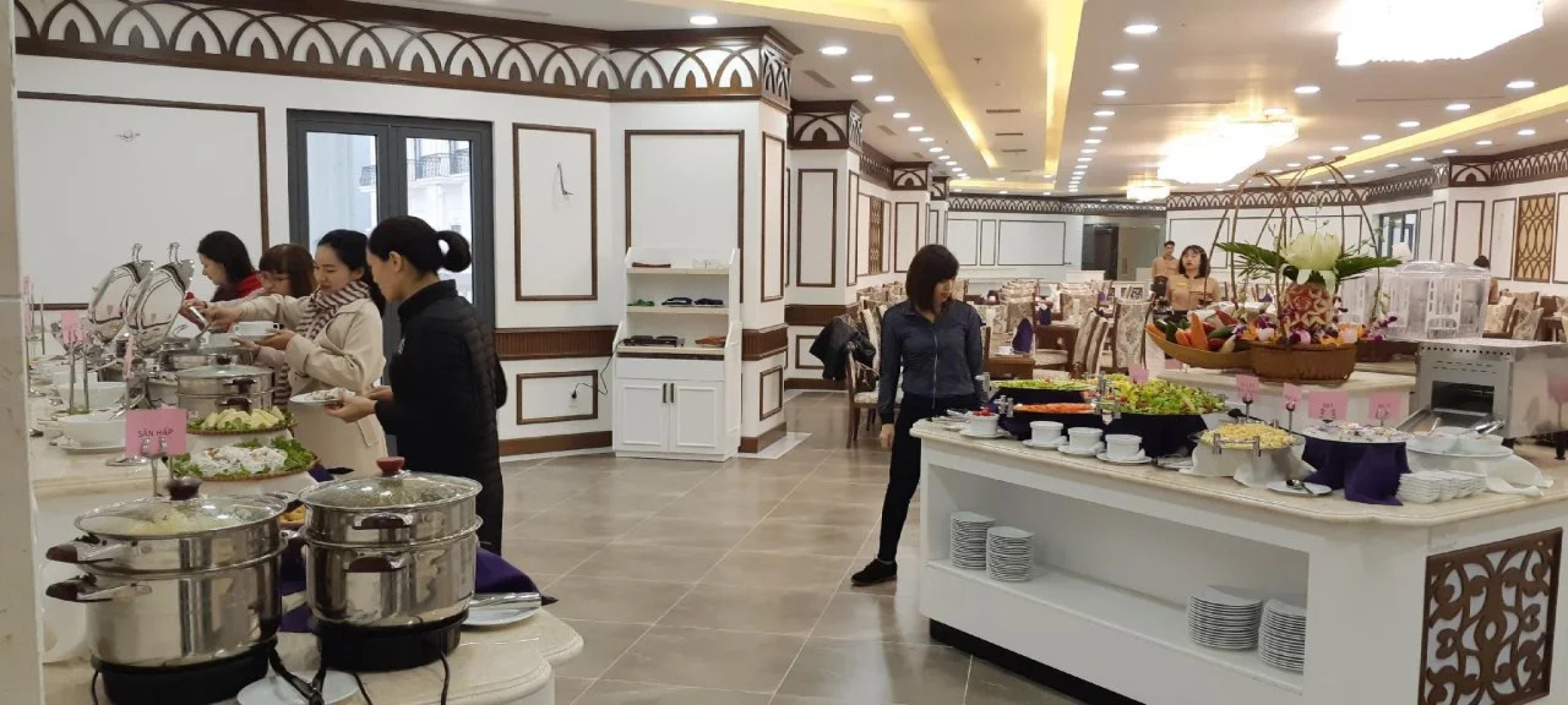 Duc Huy Grand Hotel & Spa